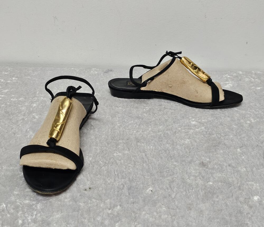 Donna Karan New York Women Black w Gold Bar Centerpiece Flat Sandals-Size 6
